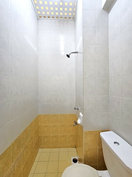 2-storey Terraced House for Sale in Denai Alam (Shah Alam) - Justin Tau - Bathroom - PropertyGuru.com.my