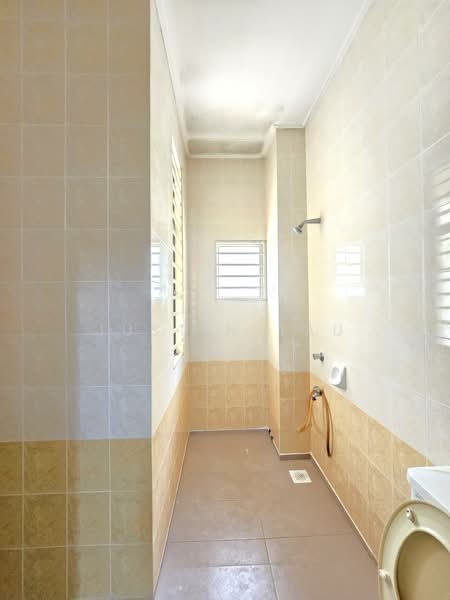 2-storey Terraced House for Sale in Denai Alam (Shah Alam) - Justin Tau - Bathroom - PropertyGuru.com.my
