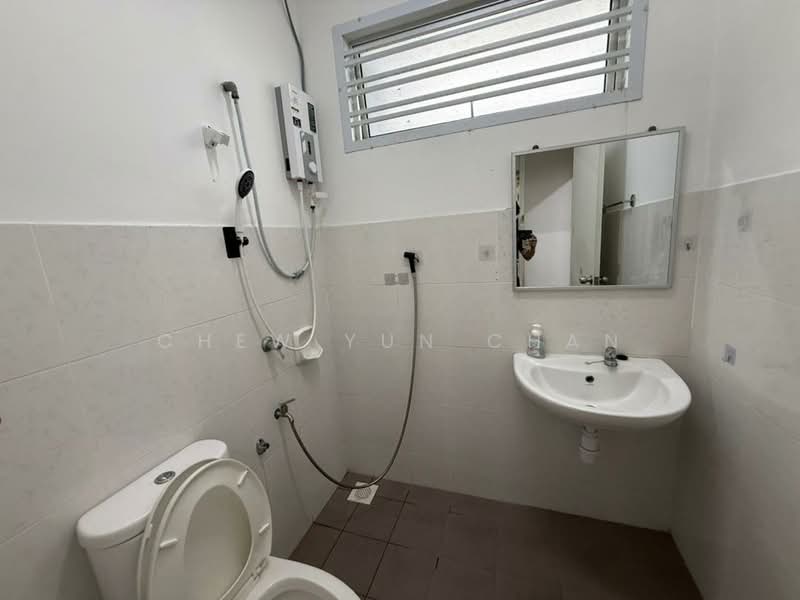 2-storey Terraced House for Rent in Skudai (Johor) - Chew Yun Chan - Bathroom - PropertyGuru.com.my