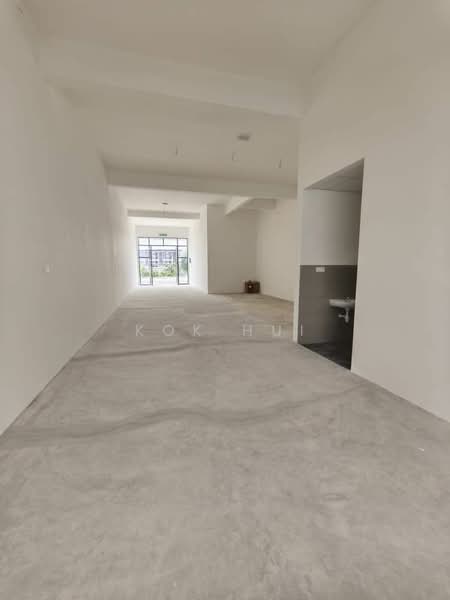 Shop / Office for Rent in Austin Crest (Johor Bahru) - Kok Hui - Interior - PropertyGuru.com.my