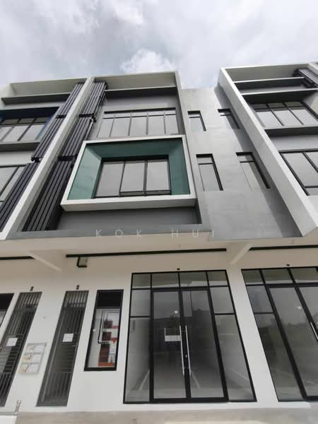 Shop / Office for Rent in Austin Crest (Johor Bahru) - Kok Hui - Exterior - PropertyGuru.com.my