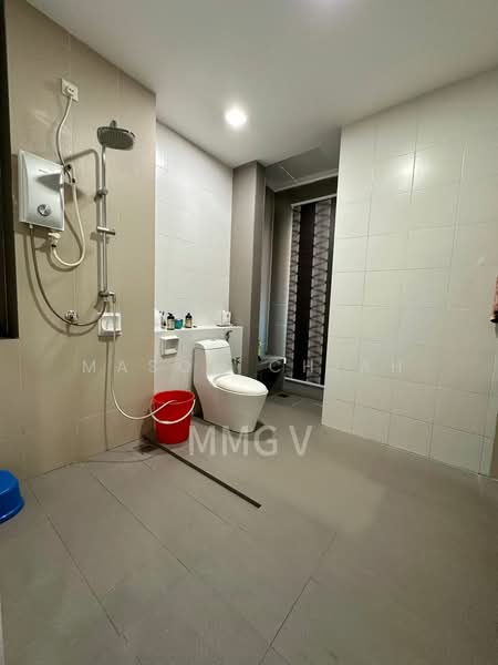 Semi-Detached House for Sale in Bandar Parklands (Klang) - Mason Chiah - Bathroom - PropertyGuru.com.my