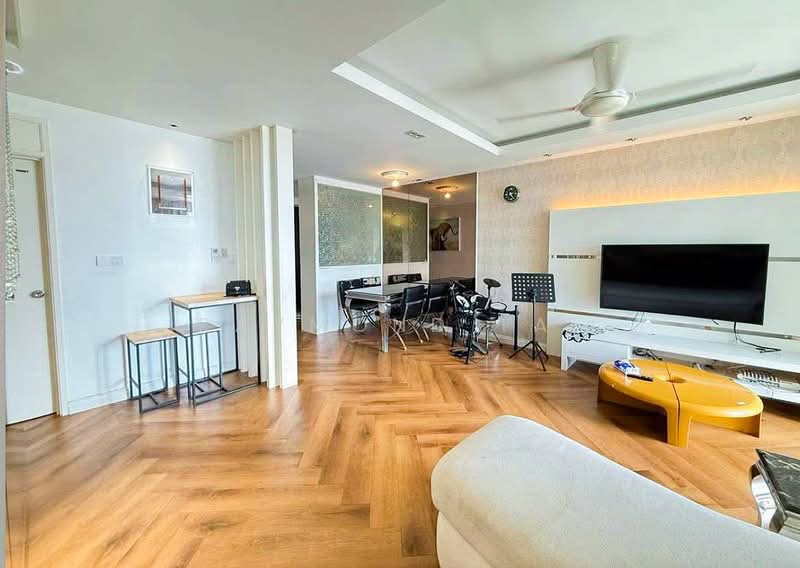 Ocean View Residences untuk Untuk Disewa - RM 2,000 /bulan, Apr 2026 - Living Room - PropertyGuru.com.my