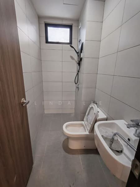 Servis Apartment untuk Disewa di Meldrum Heights (Residensi Meldrum) - Linda Lee - Bathroom - PropertyGuru.com.my