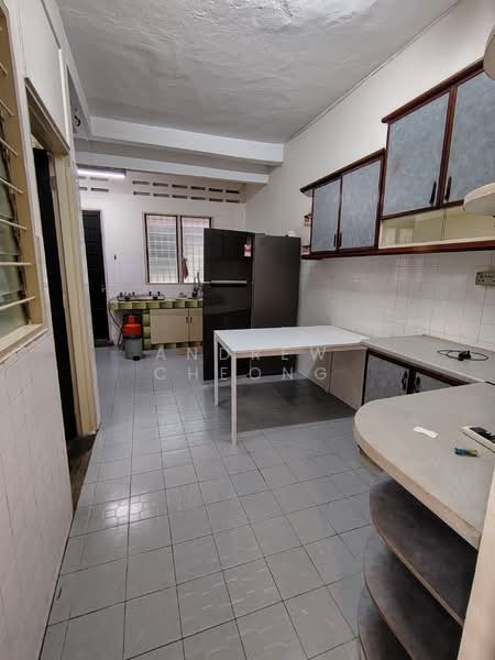 2-storey Terraced House for Rent in Bandar Baru Sri Petaling (Sri Petaling) - Andrew Cheong - Kitchen - PropertyGuru.com.my
