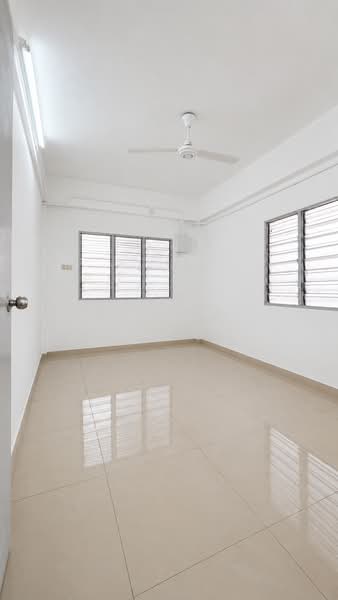 3-storey Terraced House for Rent in Kampung Baru Kanthan (Chemor) - Kent C - PropertyGuru.com.my