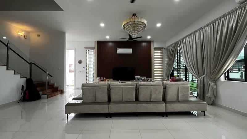 Semi-Detached House for Sale in Bandar Kinrara (Selangor) - Sasha Goh - Living Room - PropertyGuru.com.my