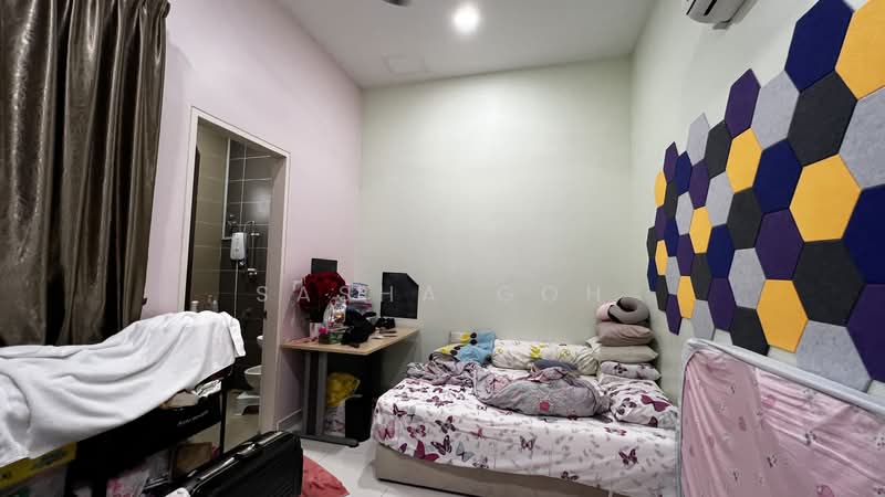 Semi-Detached House for Sale in Bandar Kinrara (Selangor) - Sasha Goh - Bedroom - PropertyGuru.com.my