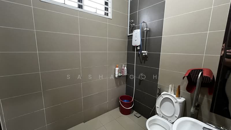 Semi-Detached House for Sale in Bandar Kinrara (Selangor) - Sasha Goh - Bathroom - PropertyGuru.com.my