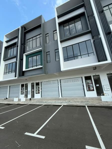 Shop / Office for Rent in Austin Crest (Johor Bahru) - Jace Loh - Exterior - PropertyGuru.com.my