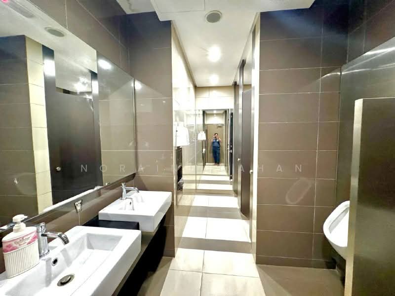 Office for Rent in KL Eco City (Kuala Lumpur) - Noraini Dahan - Bathroom - PropertyGuru.com.my