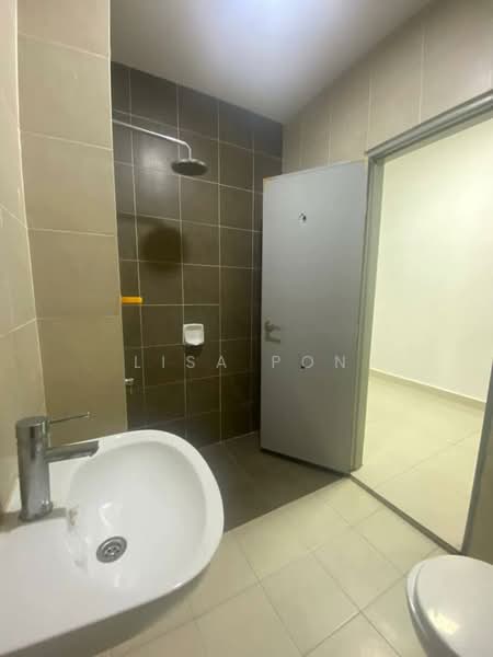 Kondominium untuk Dijual di PARC Regency (Residensi Masai) - Lisa Pon - Bathroom - PropertyGuru.com.my
