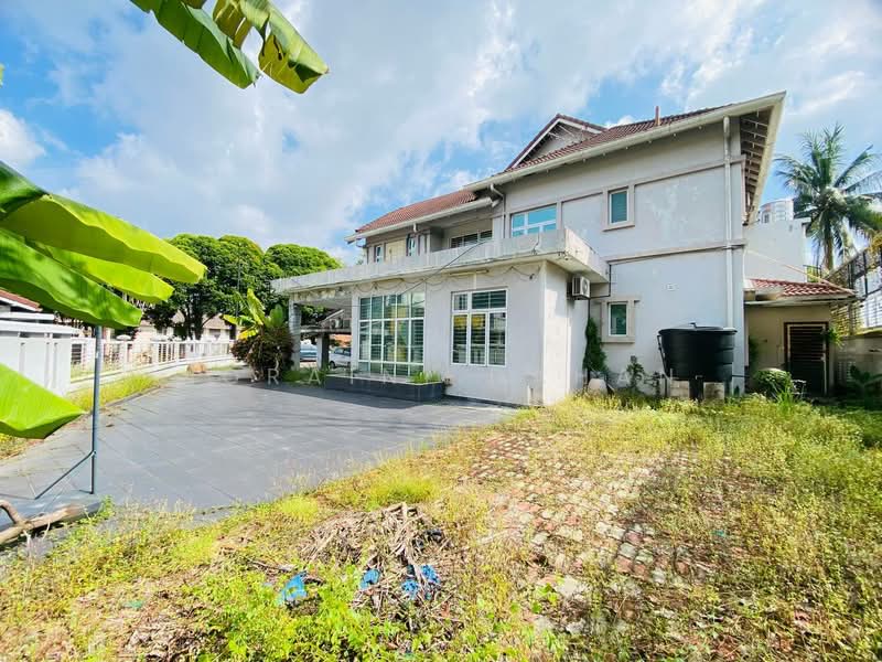 Semi-Detached House for Sale in Shah Alam (Selangor) - Noraini Dahan - Exterior - PropertyGuru.com.my