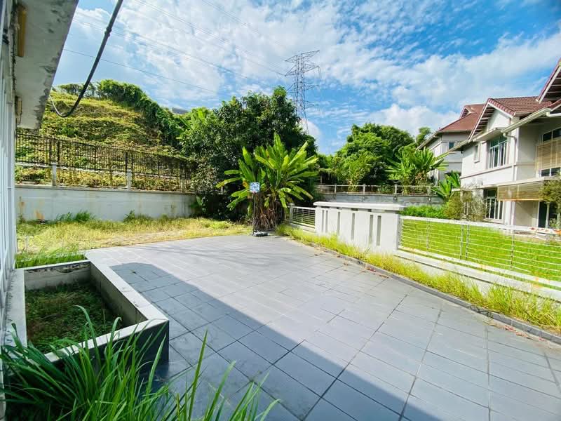 Semi-Detached House for Sale in Shah Alam (Selangor) - Noraini Dahan - Exterior - PropertyGuru.com.my