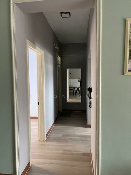 Condominium for Rent at Seri Maya Condominium - Aaron Ong - Corridor - PropertyGuru.com.my