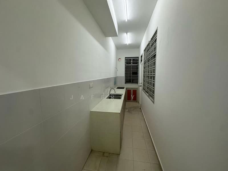 2-storey Terraced House for Sale in Setia Tropika (Johor Bahru) - Jaffrey . - Kitchen - PropertyGuru.com.my