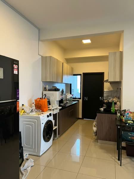 Service Residence for Sale at Molek Regency - Javenthan Ng - Kitchen - PropertyGuru.com.my