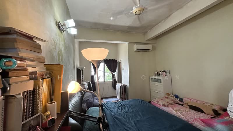 Townhouse for Sale in Kampung Sungai Kayu Ara (Petaling Jaya) - Chor Wai Chan - Bedroom - PropertyGuru.com.my