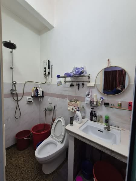 1-storey Terraced House for Sale in Taman Nusa Bestari 2 (Iskandar Puteri (Nusajaya)) - Sharon Ng - Bathroom - PropertyGuru.com.my