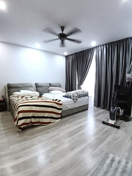 Rumah Teres 2 Tingkat untuk Dijual di Taman Desa Tebrau (Tebrau) - Karl Lim - Bedroom - PropertyGuru.com.my