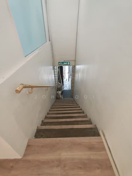 Office for Rent in Taman Sri Gombak (Gombak) - John Ooi - Corridor - PropertyGuru.com.my