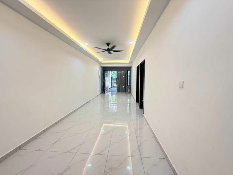 1-storey Terraced House for Sale in Bandar Seri Alam (Masai) - Wallace Ang - Interior - PropertyGuru.com.my