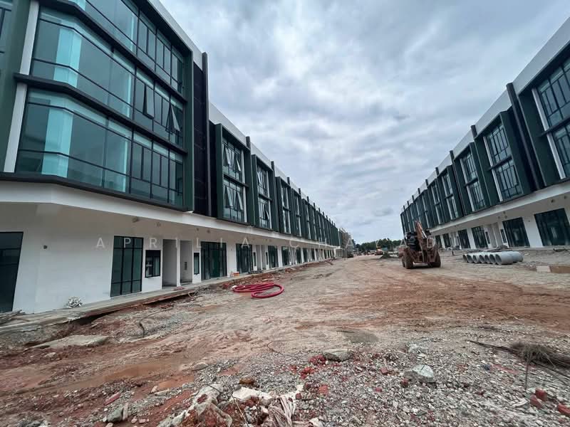 Shop for Sale in Bandar Baru Permas Jaya (Permas Jaya) - APRILIA CHAYADI - PropertyGuru.com.my