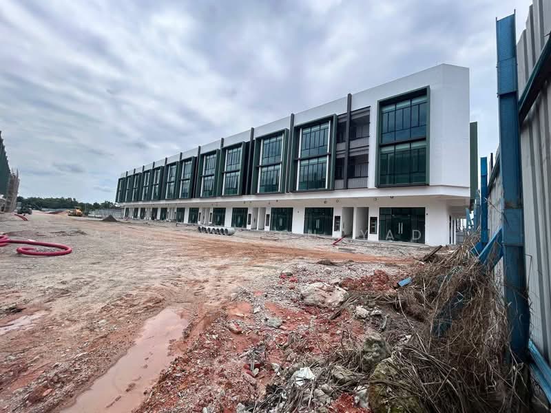 Shop for Sale in Bandar Baru Permas Jaya (Permas Jaya) - APRILIA CHAYADI - PropertyGuru.com.my