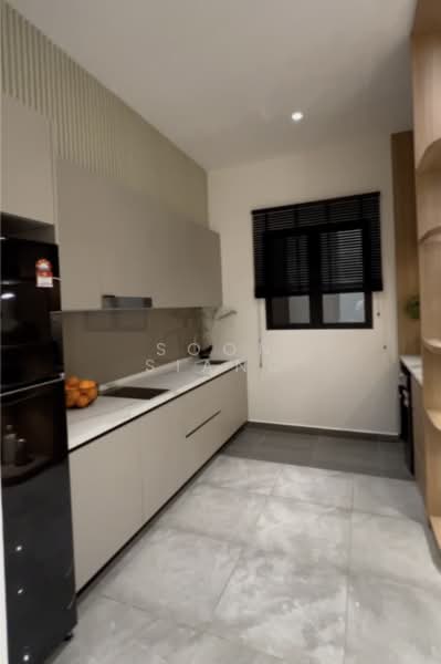 Service Residence for Sale at Parkland by the River - Soon Siang - Kitchen - PropertyGuru.com.my