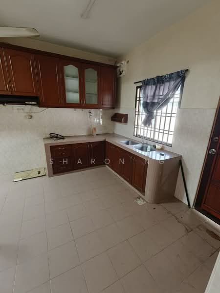 2-storey Terraced House for Sale in Bukit Indah (Iskandar Puteri (Nusajaya)) - Sharon Ng - Kitchen - PropertyGuru.com.my
