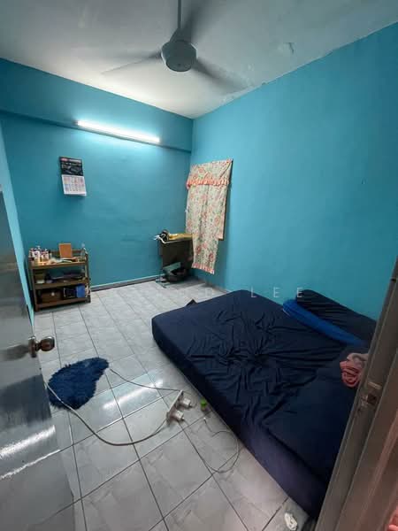 Flat for Sale at Taman Desa Ablelink - Arvind Lee - Bedroom - PropertyGuru.com.my