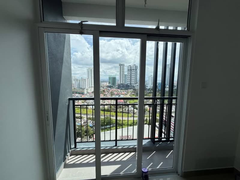Townhouse for Rent in Johor Bahru (Johor) - Joanna Tai - Balcony - PropertyGuru.com.my