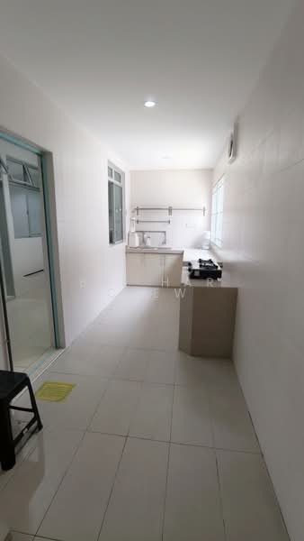 2-storey Terraced House for Sale in Setia Indah (Setia Alam) - Bee Har Chew - Kitchen - PropertyGuru.com.my