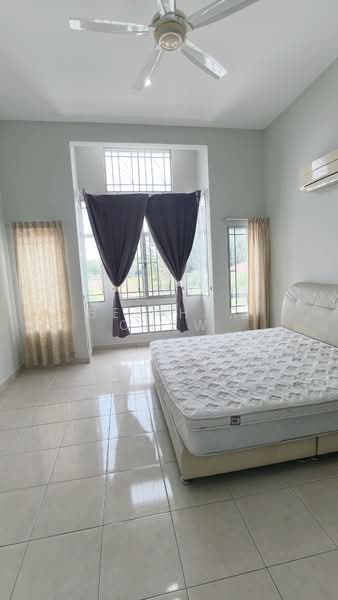 2-storey Terraced House for Sale in Setia Indah (Setia Alam) - Bee Har Chew - Bedroom - PropertyGuru.com.my