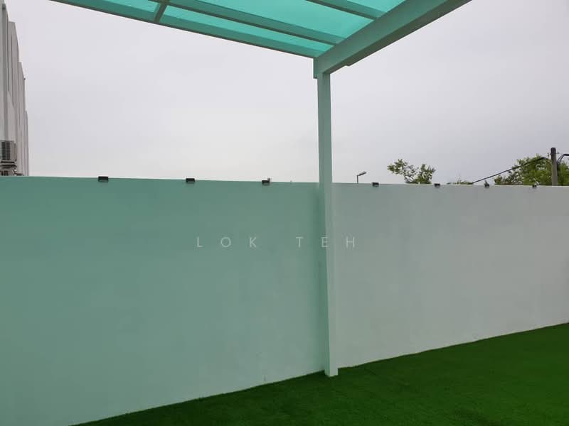 3-storey Terraced House for Sale in 16 Sierra (Puchong) - Lok Teh - Exterior - PropertyGuru.com.my