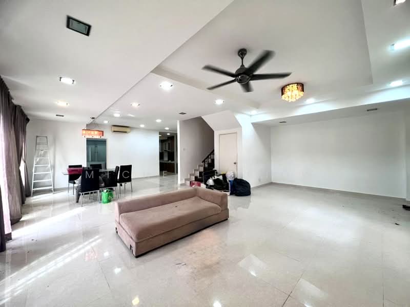 2-storey Terraced House for Sale in Bandar Mahkota Cheras (Cheras) - Michelle Siow - Living Room - PropertyGuru.com.my