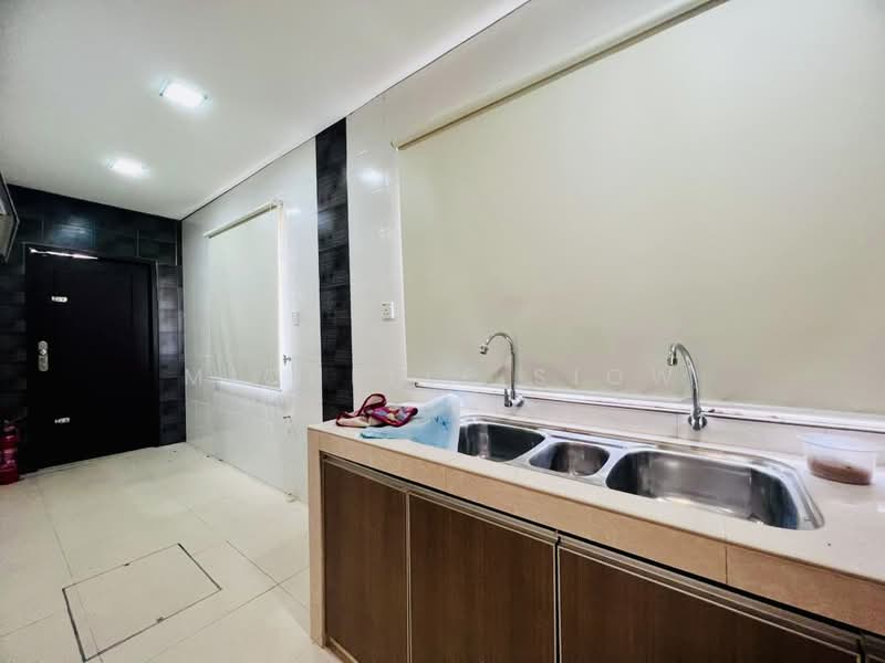 2-storey Terraced House for Sale in Bandar Mahkota Cheras (Cheras) - Michelle Siow - Kitchen - PropertyGuru.com.my
