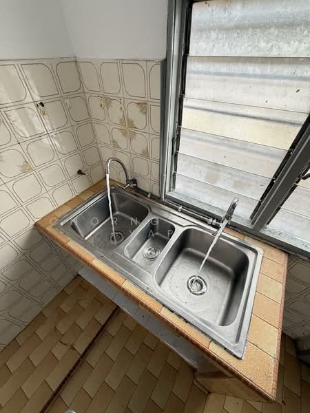 Flat for Sale at SS 13 Flat - Chorng Tyng Yap - Kitchen - PropertyGuru.com.my