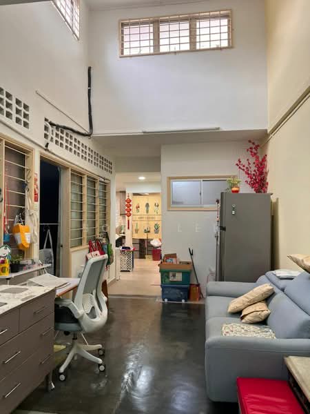 Rumah Teres 1 Tingkat untuk Dijual di Taman Serangkai (Jalan Klang Lama (Old Klang Road)) - Bobo Lee - Living Room - PropertyGuru.com.my