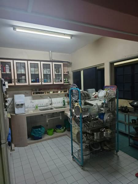 Apartment for Sale at Pangsapuri Seri Gembira - Remus Chen - Kitchen - PropertyGuru.com.my