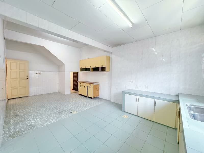 2-storey Terraced House for Sale in Taman Pelangi (Johor Bahru) - Nathan Chan - PropertyGuru.com.my