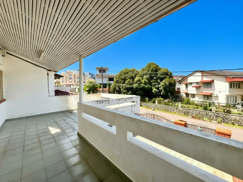 2-storey Terraced House for Sale in Taman Pelangi (Johor Bahru) - Nathan Chan - PropertyGuru.com.my