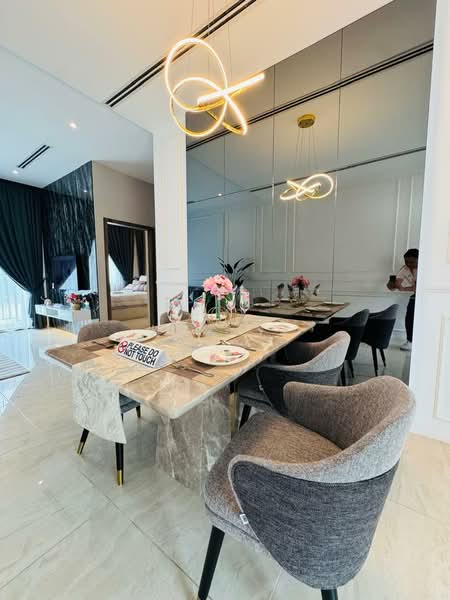 Servis Apartment untuk Dijual di Ambience Residence (Residensi Nikel) - Kak Yi - Dining Room - PropertyGuru.com.my