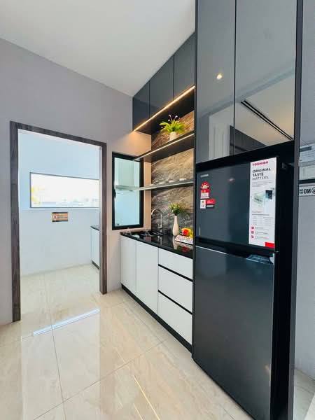 Servis Apartment untuk Dijual di Ambience Residence (Residensi Nikel) - Kak Yi - Kitchen - PropertyGuru.com.my