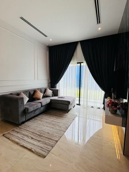 Servis Apartment untuk Dijual di Ambience Residence (Residensi Nikel) - Kak Yi - Living Room - PropertyGuru.com.my
