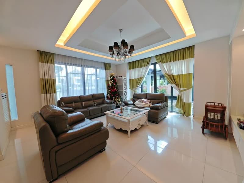 Semi-Detached House for Sale in Taman Supreme (Kuching) - Alfred Chua - Living Room - PropertyGuru.com.my