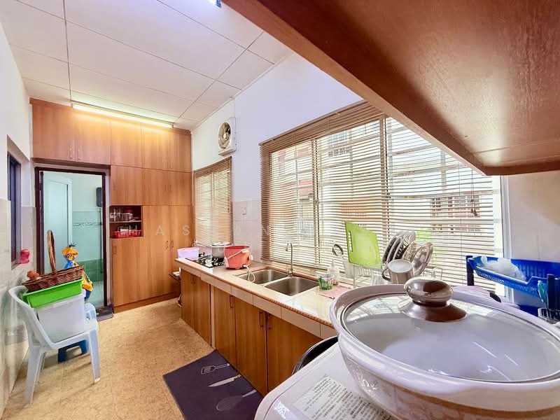 Bandar Seremban Selatan untuk Untuk Dijual - RM 530,000, Apr 2026 - Kitchen - PropertyGuru.com.my