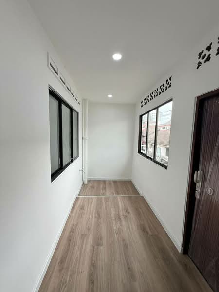 1-storey Terraced House for Sale in Taman Johor Jaya (Johor Bahru) - Iden Tan - Interior - PropertyGuru.com.my