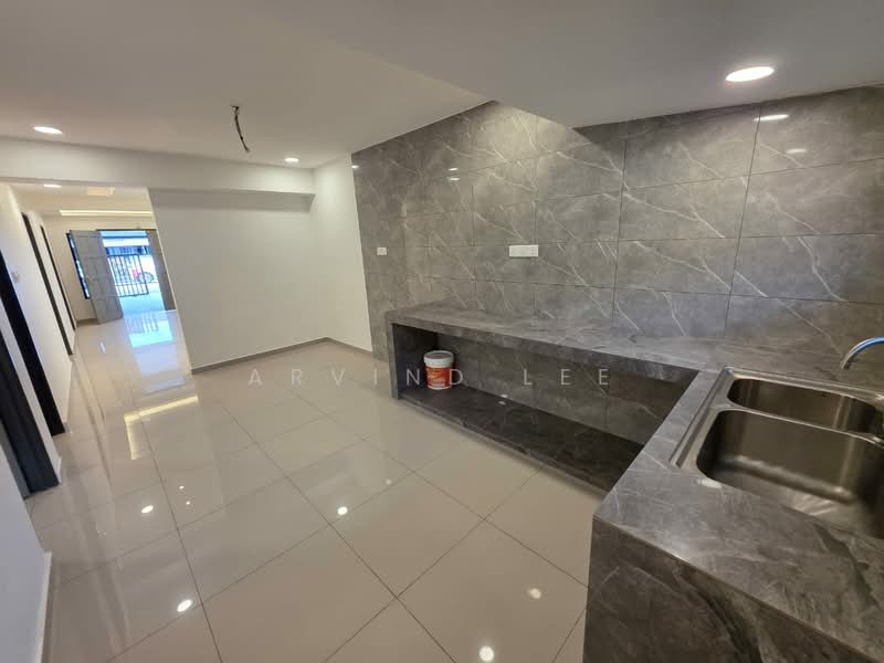1-storey Terraced House for Sale in Klang (Selangor) - Arvind Lee - Kitchen - PropertyGuru.com.my
