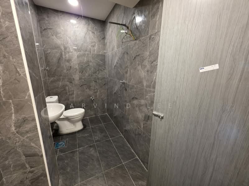 1-storey Terraced House for Sale in Klang (Selangor) - Arvind Lee - Bathroom - PropertyGuru.com.my